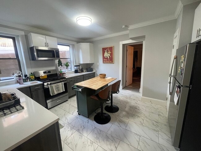 Building Photo - 50 Longwood Ave Unit A