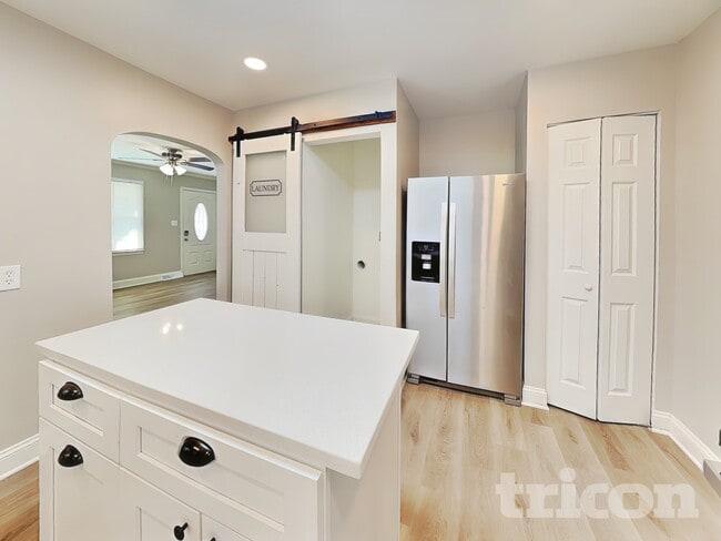 Photo - 1 Roberta Rd