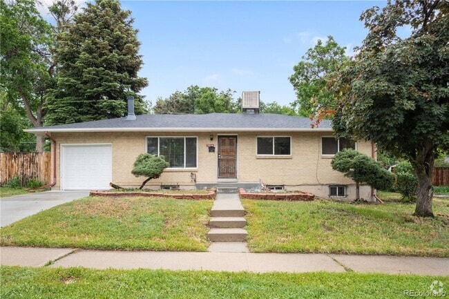 Building Photo - 3054 S Raleigh St Rental
