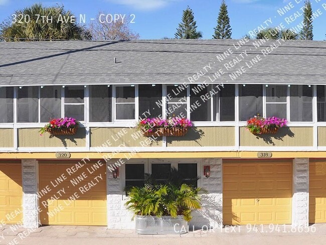 Building Photo - 320 7th Ave N