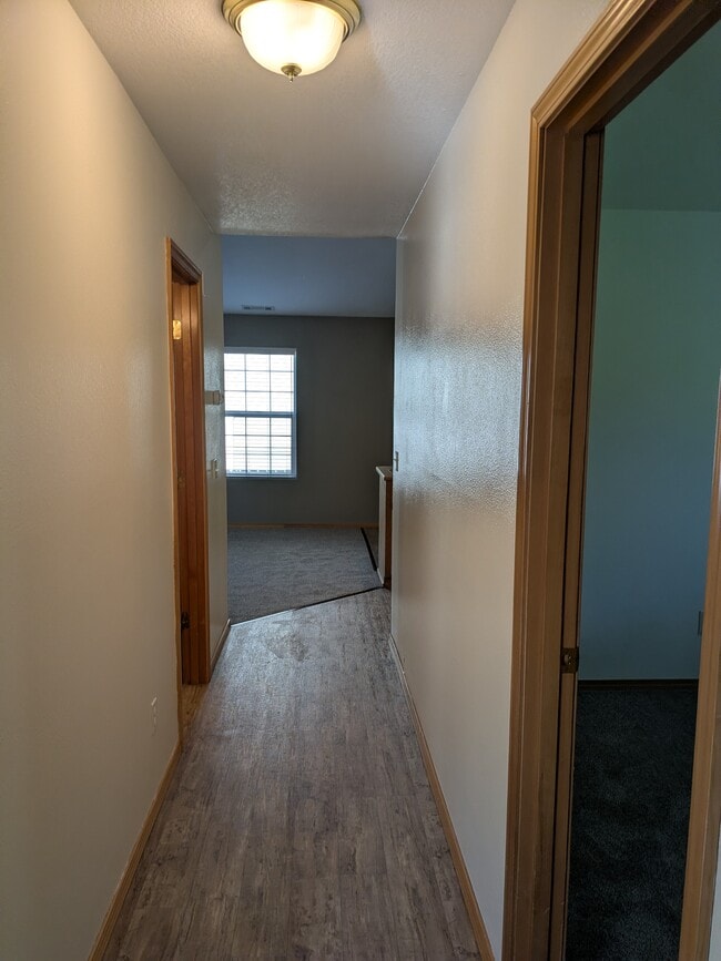 Photo - 5105 Hickory Ln