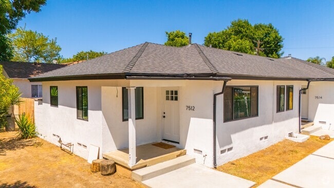 Building Photo - 7512 Woodley Ave Rental