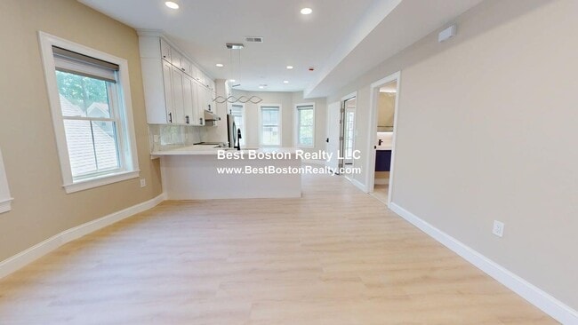 Photo - 231 Highland Ave Unidad 3