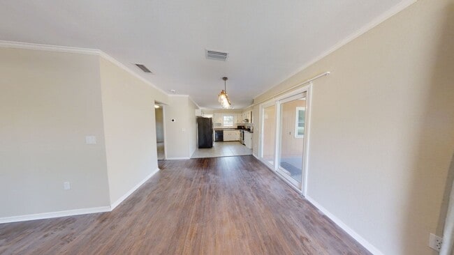 Photo - 2 Bedroom house for rent - Move in now - n...