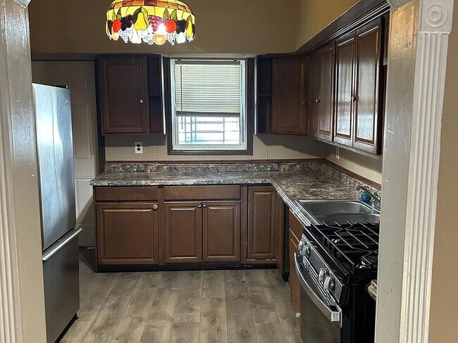 Photo - 26 N Decker Ave