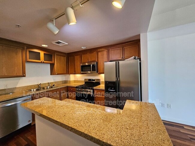 Photo - 910 SE 42nd Ave Unit 210