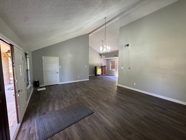 Photo - 311 J W Davis Dr