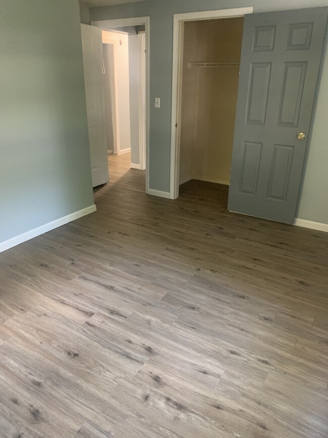 Photo - 107 Park Ave