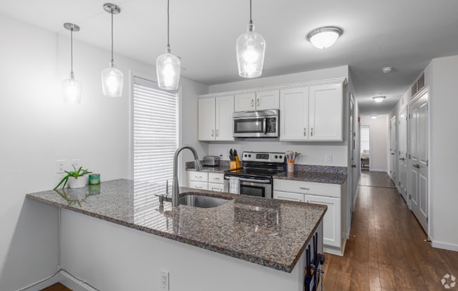 Building Photo - 4617 Sansom St Unit A1