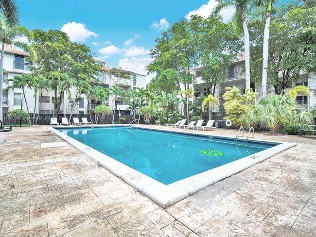 Photo - 6886 N Kendall Dr Unit D101