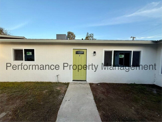 Photo - 3401 Squire Ln Unidad B