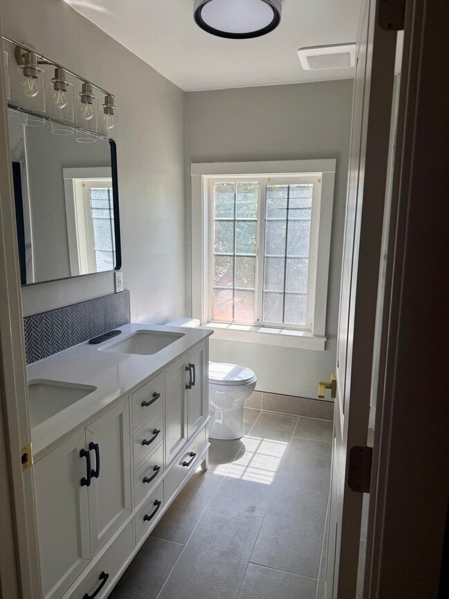 Photo - 4047 Smallwood Ln