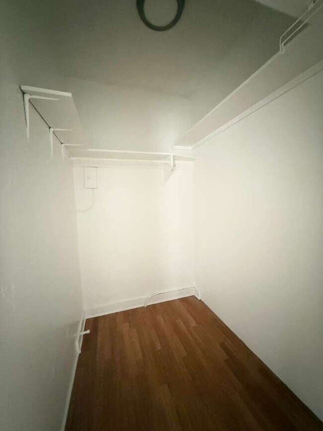 849 S Kenmore Ave Unit 38