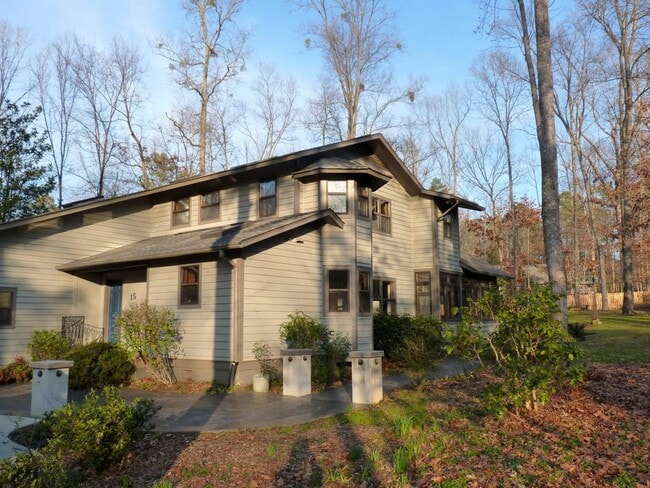 Photo - 15 Harvey Place