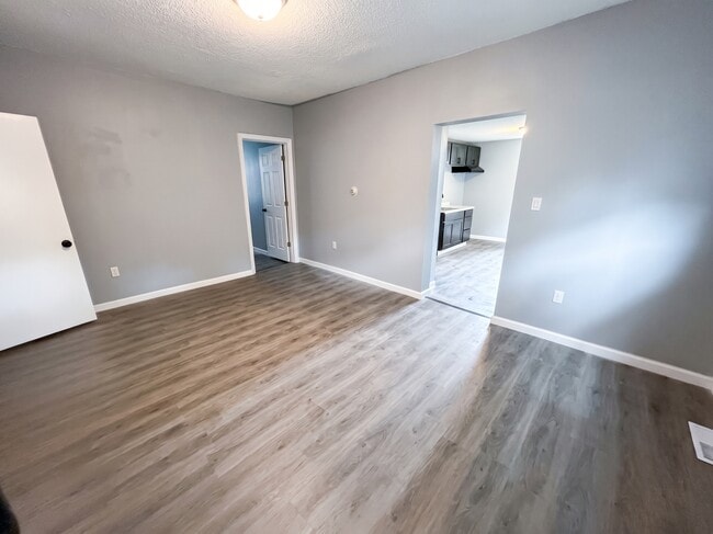 340 W 18th St