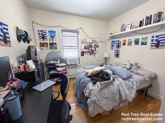 Photo - 143 Hillside St Unit 2