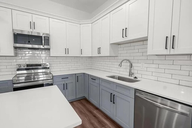 Photo - 4318 Woods St