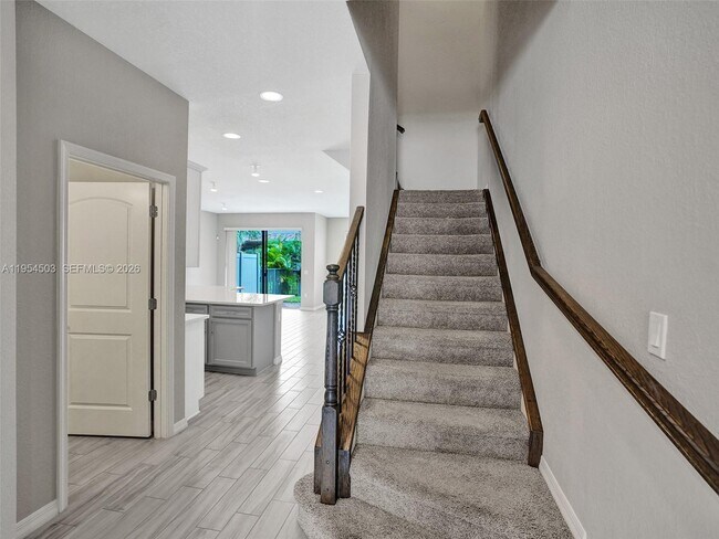 Photo - 8330 Rearing Ln