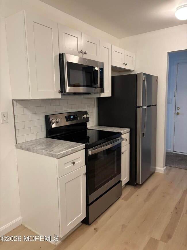 Photo - 223 Medford Ct