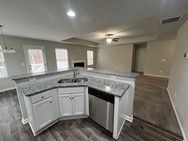 Photo - Rental Near Gillsville: Minutes to I-85, Gainesville, and the North GA Mountains