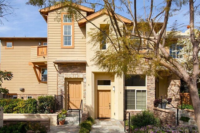 Photo - 1056 Pearl St Townhome