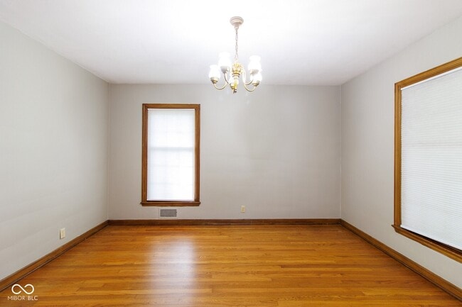 Photo - 6353 Riverview Dr