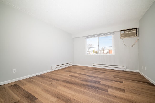 Riverview Tower Apartments
