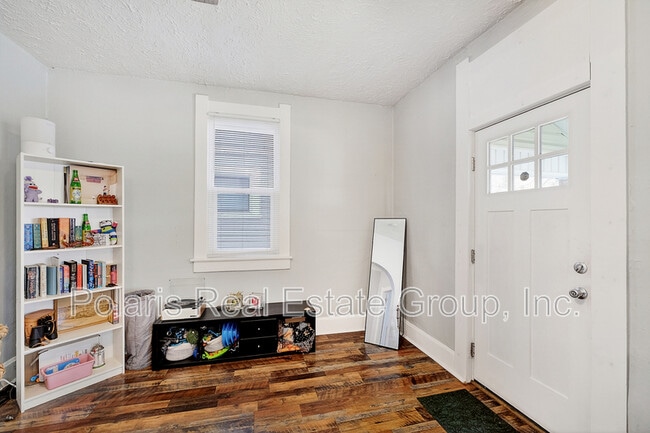 Photo - 1201 St Peter St