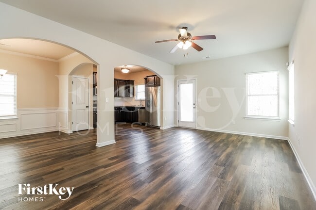 Photo - 5768 Woodside Crossing