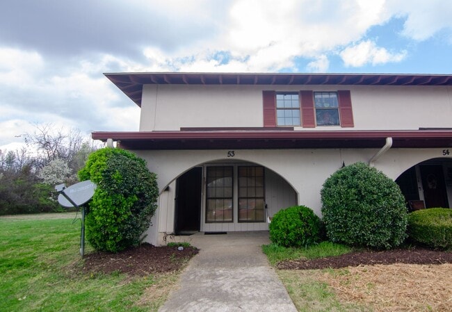 Building Photo - 210 Old Hickory Blvd Rental