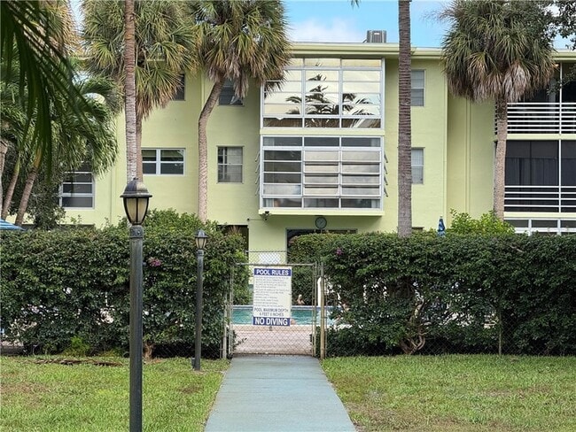 Photo - 1100 Ponce De Leon Cir Unidad N208
