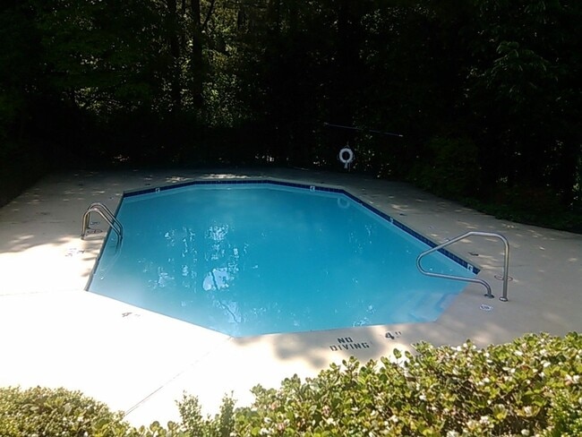 Photo - Chapel Hill / 4BR Mill Creek Garden-style Condo