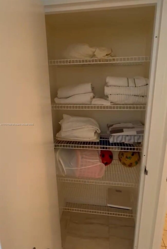 Photo - 9195 Collins Ave Unit 910