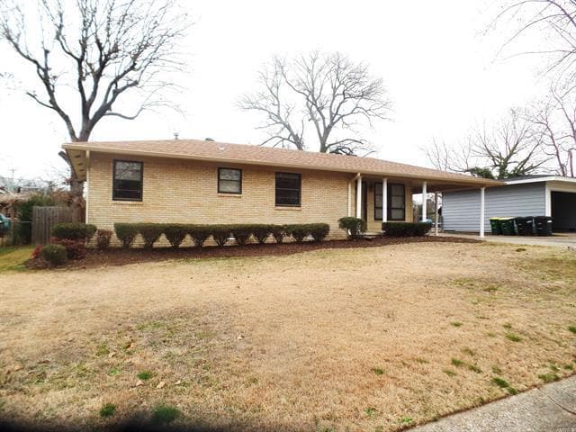 Photo - 107 Hillwood Dr