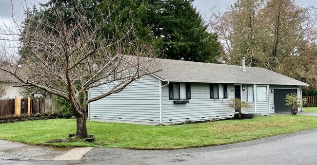 Building Photo - 3 Bed / 2 Bath Kirkland-Finn Hill rambler $3,395/month