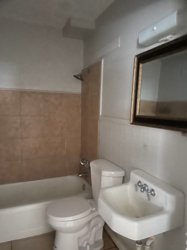 Photo - 865 Geranium St Unit 865 Geranium