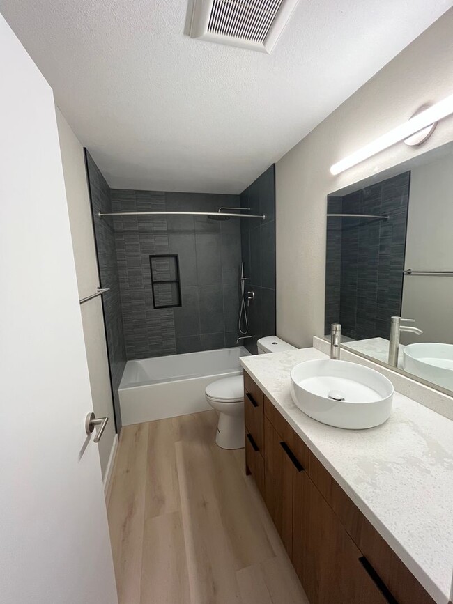 Photo - 10740 Apartments