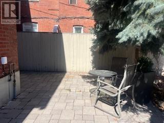 Photo - 335 Palmerston Blvd