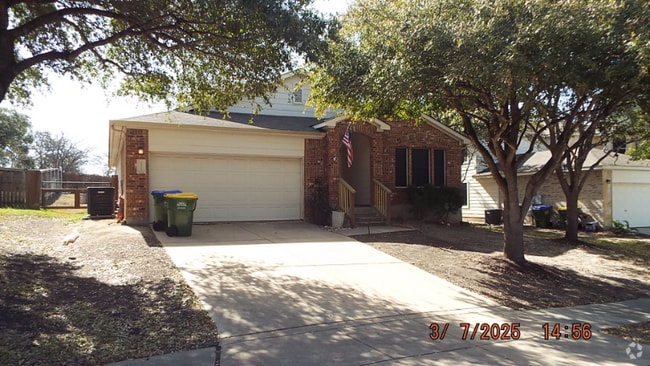 Building Photo - 4132 St Charles Bay Rental