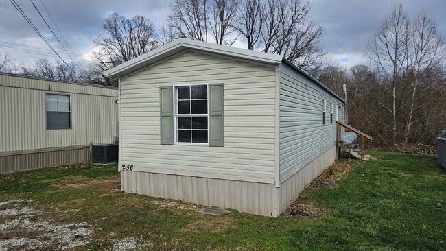 Photo - 256 Nova St