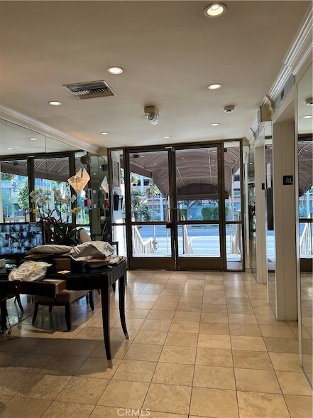 Photo - 10747 Wilshire Blvd Unidad 505