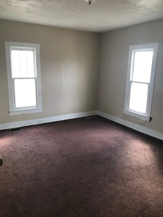 Photo - 350 Atlantic St NW