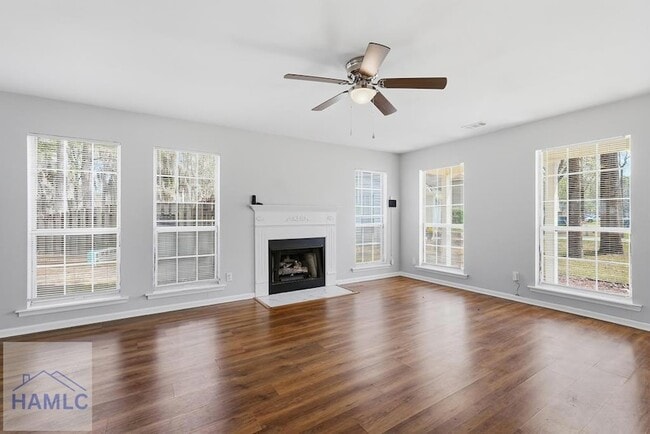 Photo - 22 Avocet Way