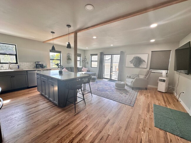 Photo - The Historic Victorian Unit 214 North Polk Street #2B