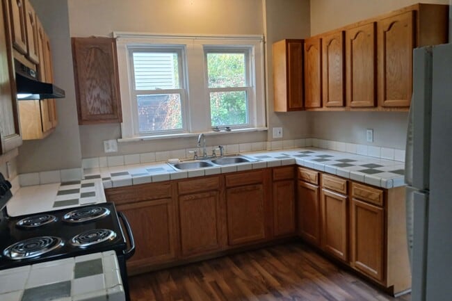 Photo - 1085 Delia Ave