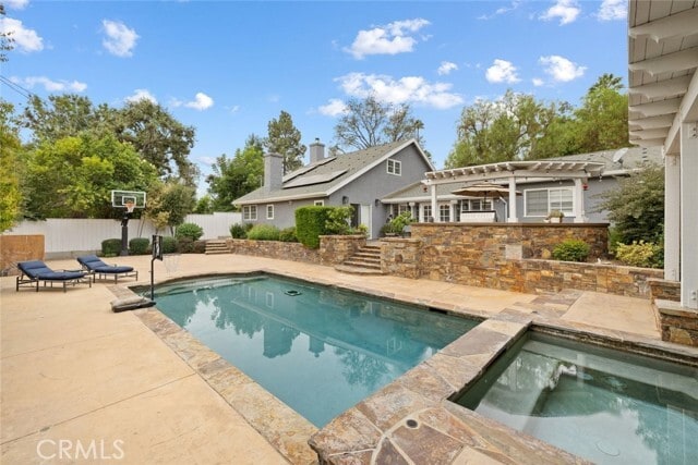 598 Encino Vista Dr