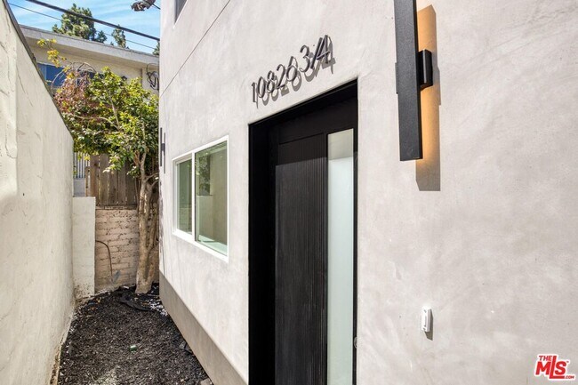 Building Photo - 10826 Hesby St Rental