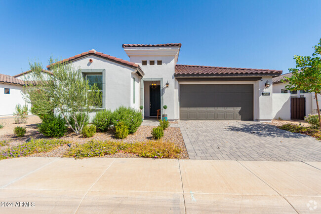 Building Photo - 12075 N San Clemente St Rental