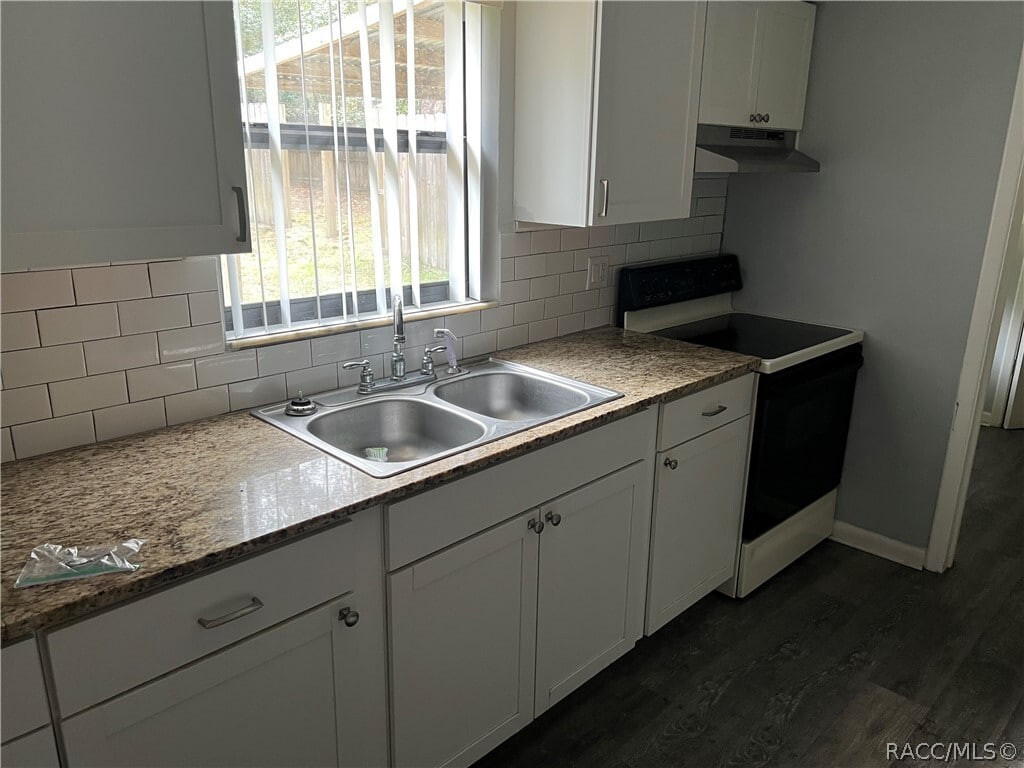 Photo - 9 N Barbour St