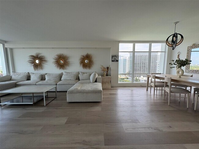 Photo - 5750 Collins Ave Unit 15F